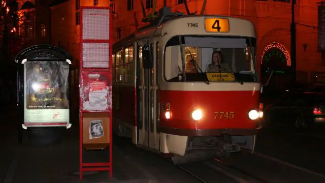 Tram Station by Night with Tram Line 4 in Bratislava © echonet.at / rv