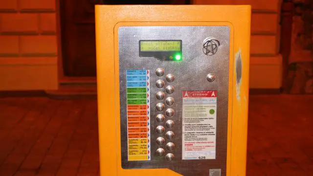 Ticket vending machine for public transport Bratislava © echonet.at / rv