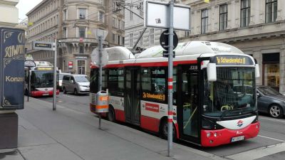 Electric Busses at the Charging Station in Vienna © echonet.at / rv